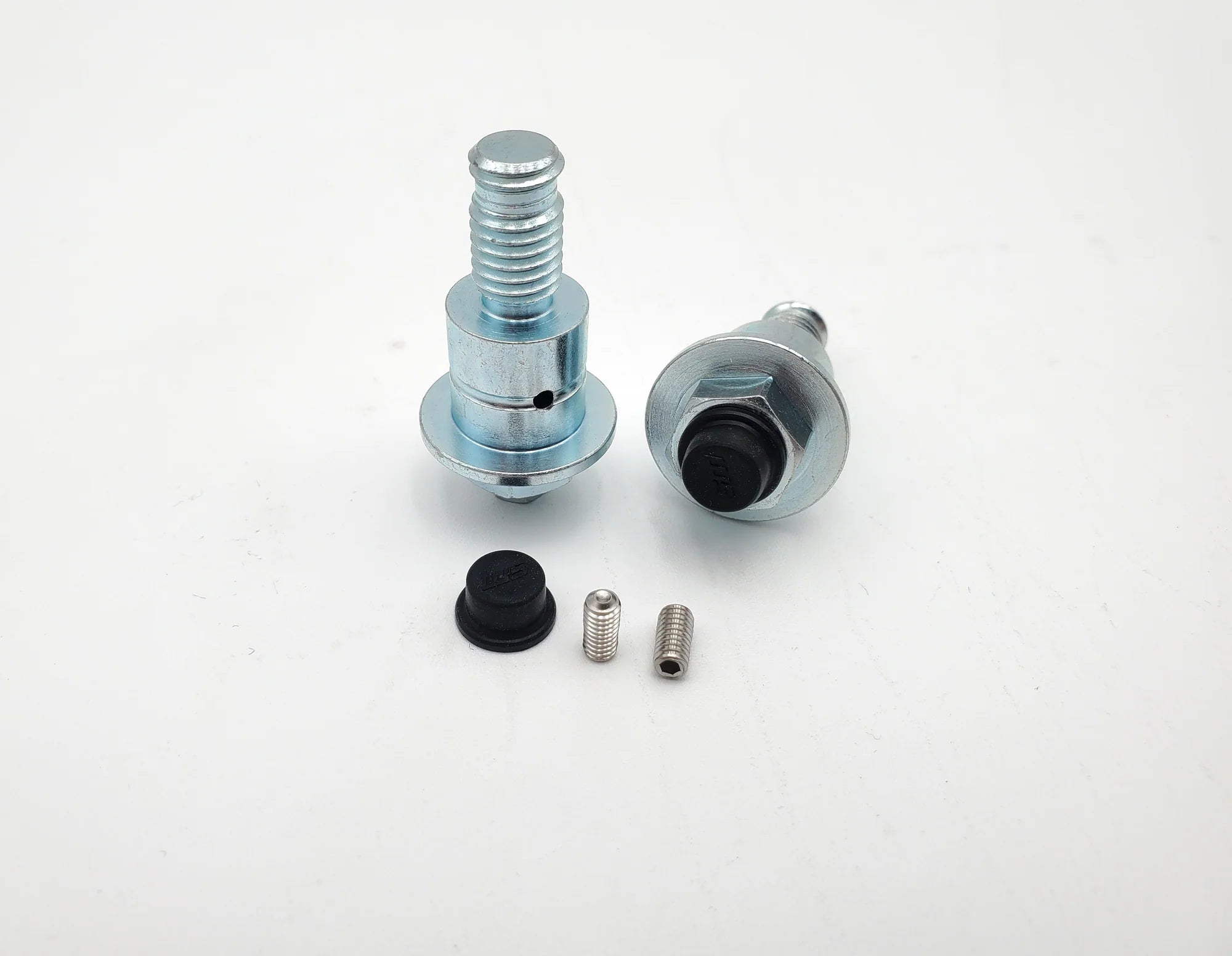 Warp 9 Ultra Bee Triangle Pivot Bolt Kit