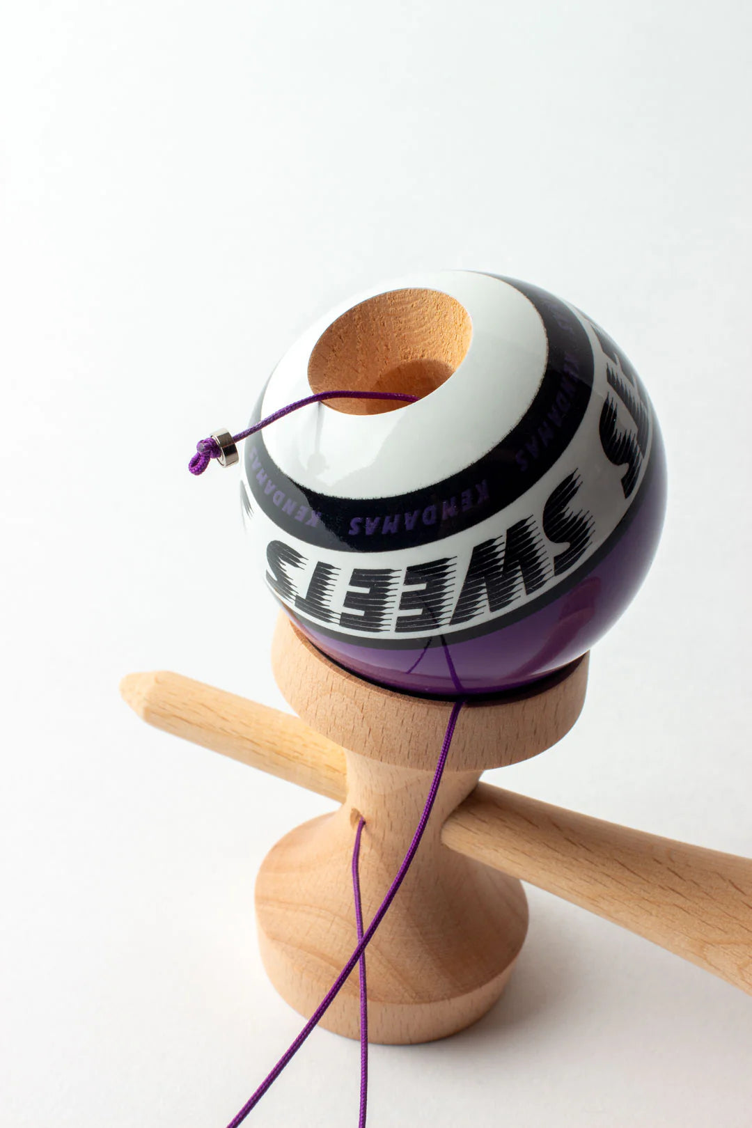 Sweets kendama