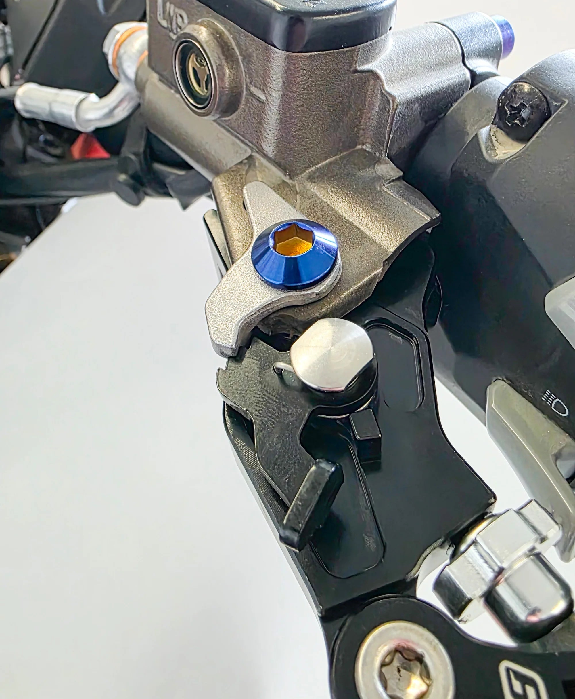 Warp 9 Titanium Shorty Ultra Bee Lever Pivot Bolts