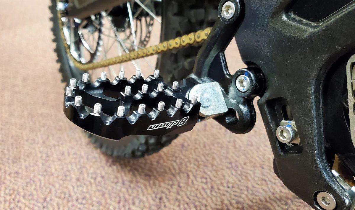 Warp 9 Pegs (Surron LBX+)