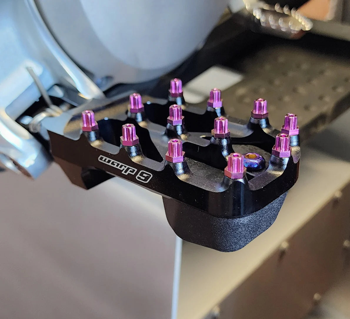 Warp 9 Elite Foot peg Sliders